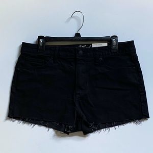 NWT Universal Thread Hi Rise Shortie Black Denim Cut Off Stretch Shorts 12 / 31R